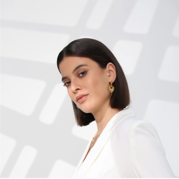 Gold 14k Gold Plated Heart Spiked Hoop Earrings - Picture 2 of 3